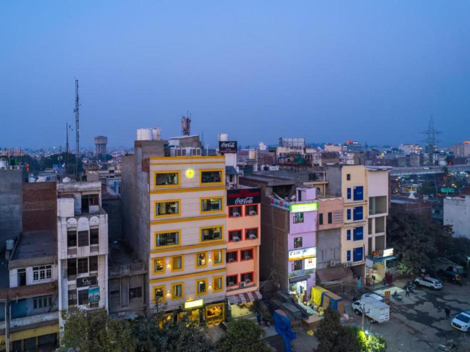 The Hosteller Amritsar, Near Golden Temple Eksteriør bilde